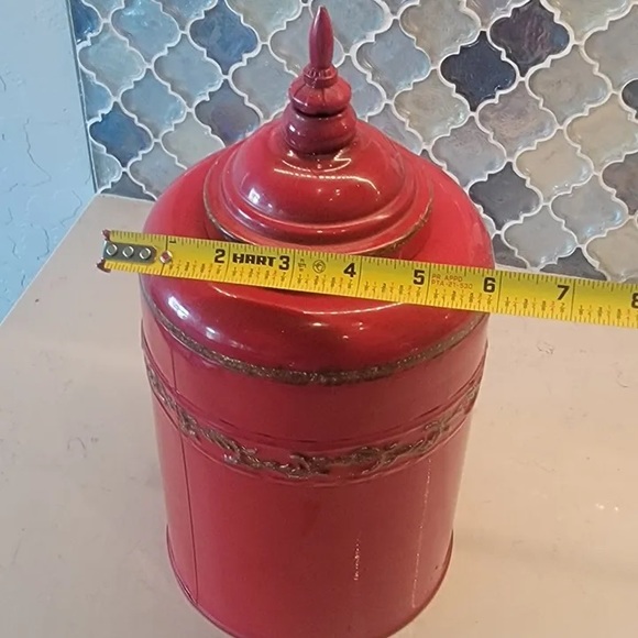 Decorative Urn Ginger Jar Red Enamel (Homegoods) - Picture 4 of 5